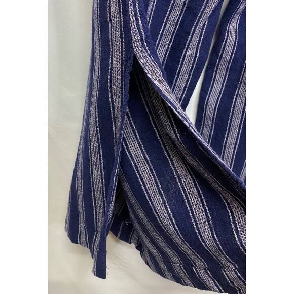 Indigo Rein Woman's  Large  Wide Leg  Pull On Split Leg  Blue Stripped Pants - Picture 4 of 7